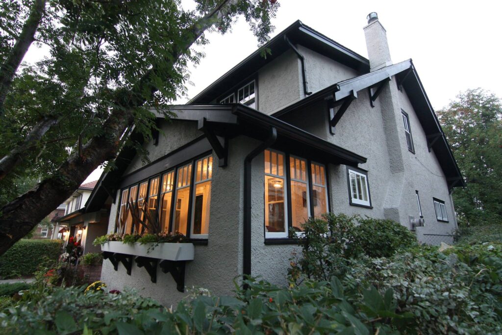 How Often Should A Stucco House Be Painted? Earl's Paintworks